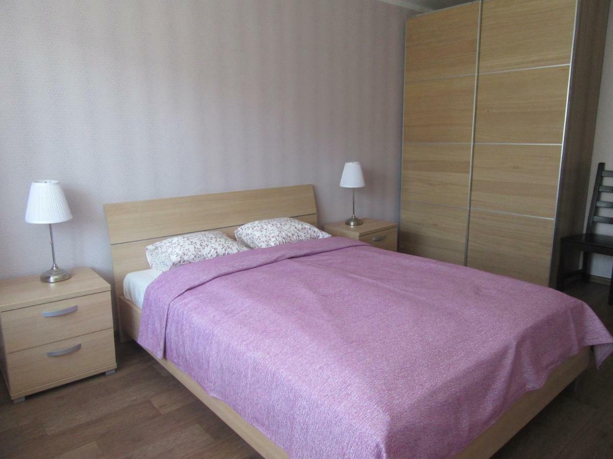 Family Apartment Riga Exterior photo